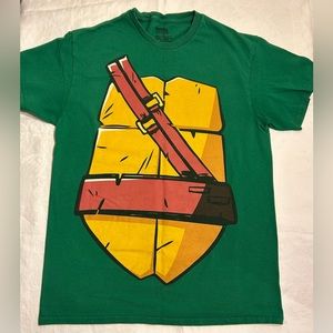 TMNT Teenage Mutant Ninja Turtles T-shirt.